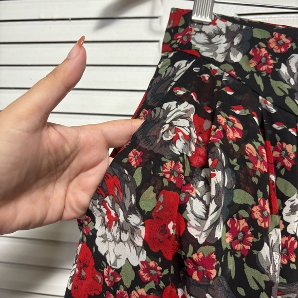 Suzabell Floral Black and Red A-Line Midi Zip Up Women's Skirt Size XS - Picture 4 of 6